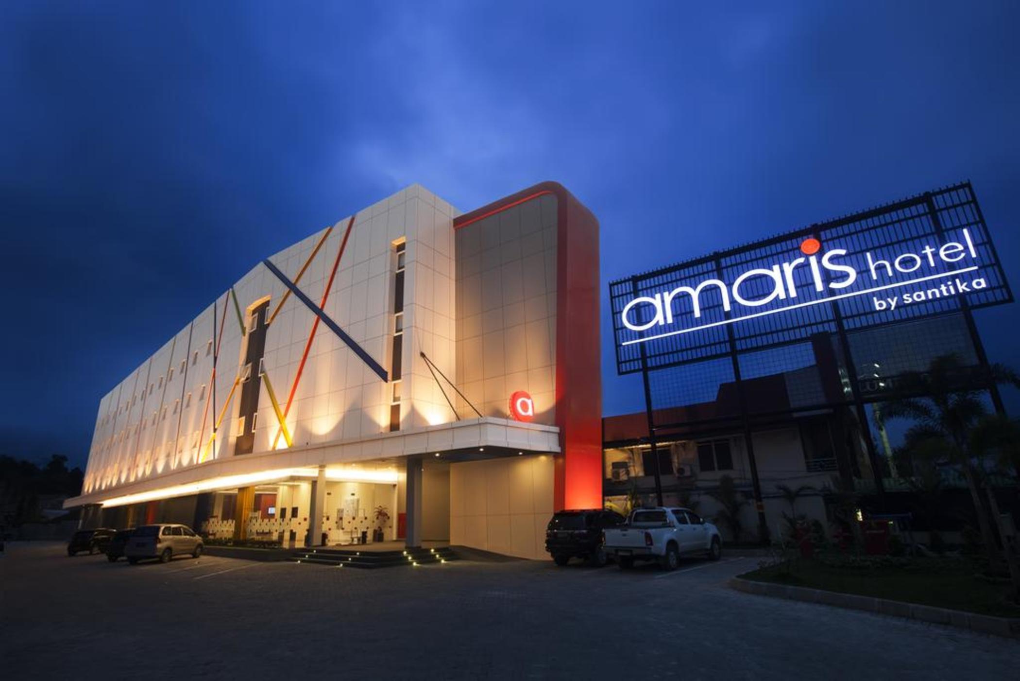 Amaris Hotel Samarinda Exterior photo